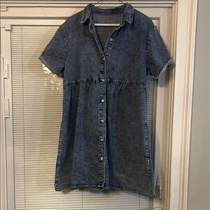 Button-Front Short Sleeve Denim Dress - Blue